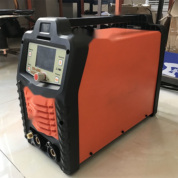 200A TIG Welding Machine , Tig 200 Ac Dc Welder Pulse Synergy With LCD Screen