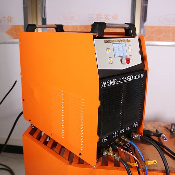3.5 Inch TIG LCD Welding Machine With AC DC Inverter 7.5KVA Power